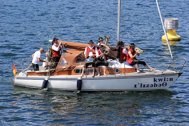 在这个充满 在这个充满